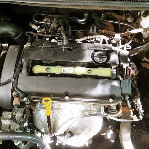 Замена свечей зажигания Opel Astra J