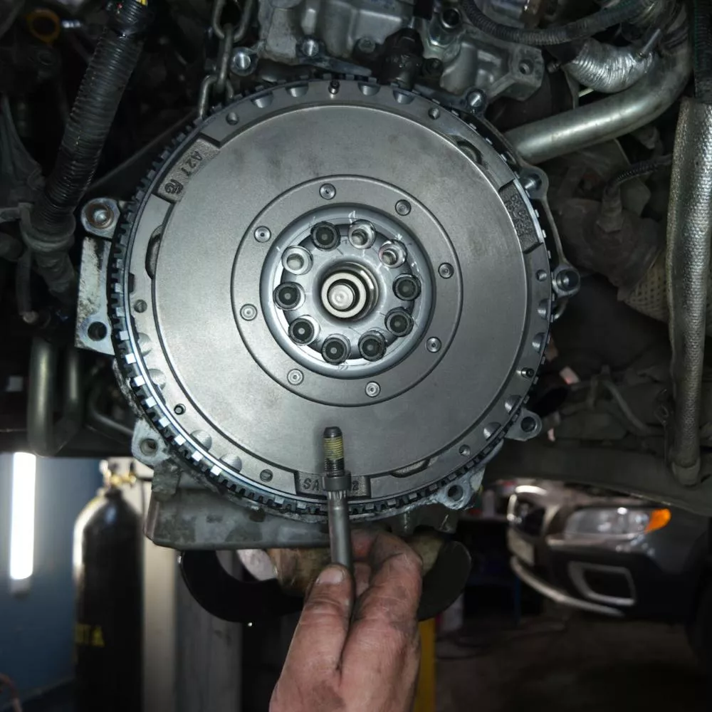 Замена двигателя на Opel Vectra в СПб
